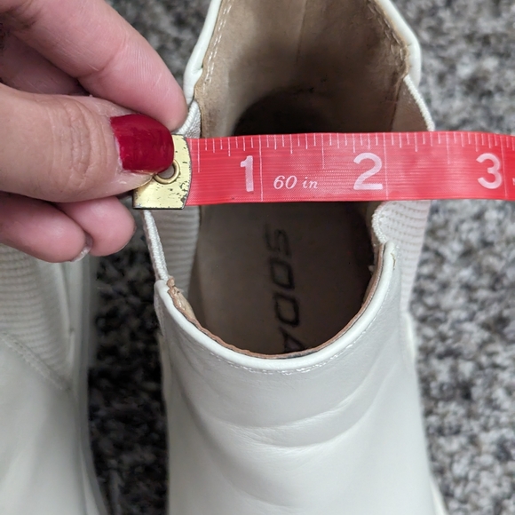 Soda Pilot Ankle Boots - Picture 2 of 9